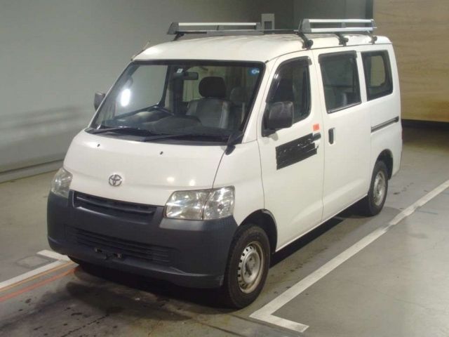 62083 Toyota Town ace van S402M 2016 г. (TAA Hiroshima)